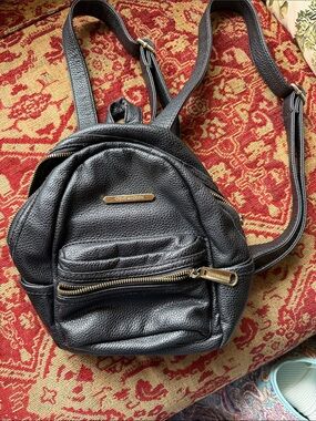 Steve Madden Royal Blue Quilted‎ Nylon Mini Backpack Logo Straps Silver Hardware Steve Madden Backpack Quilted Bags & Handbags for Women for  main image 4